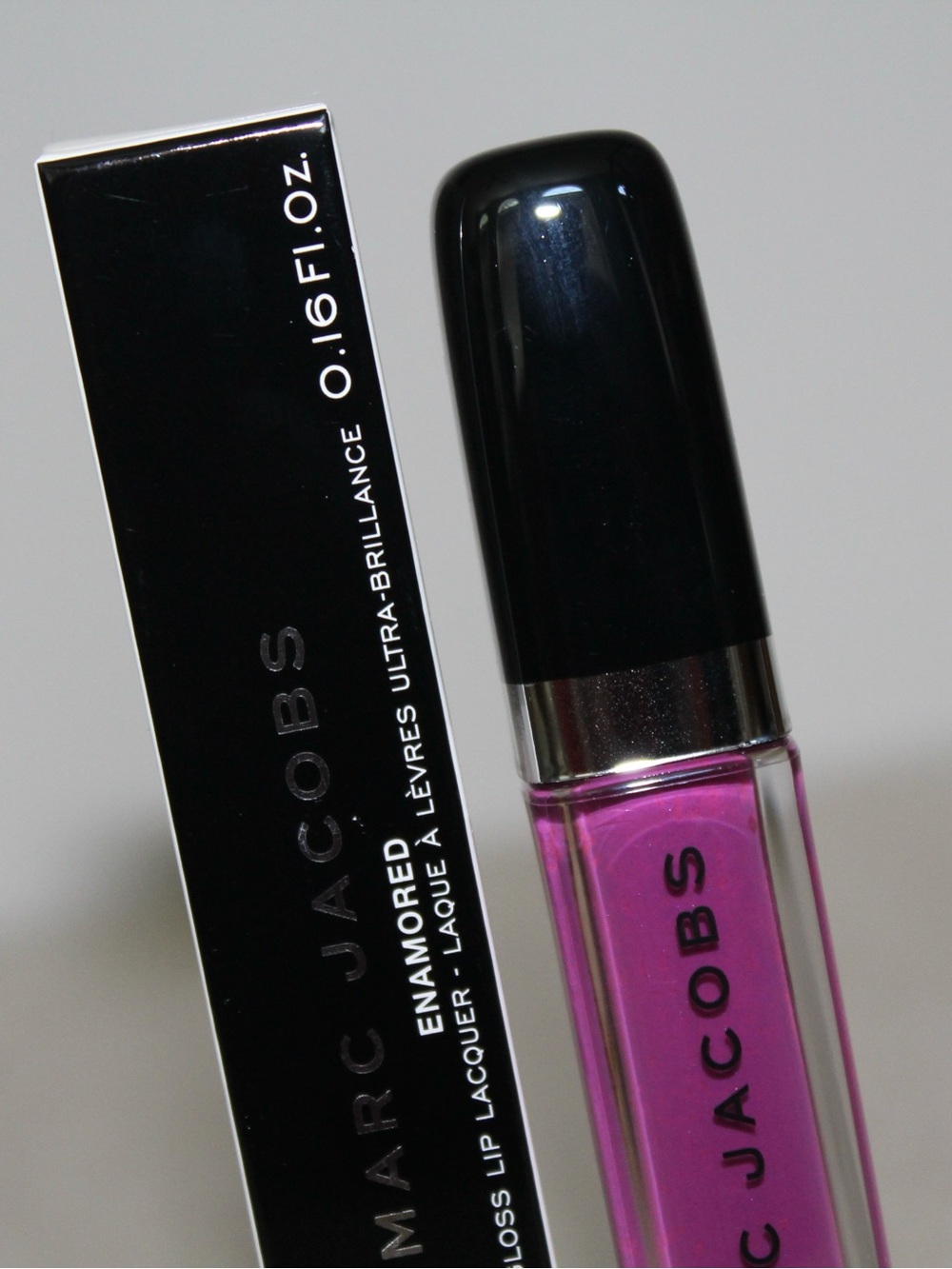 Marc Jacobs Beauty ‘Raspberry Beret’ Enamored Hi-Shine Gloss Lip Lacquer - Picture 5 of 16